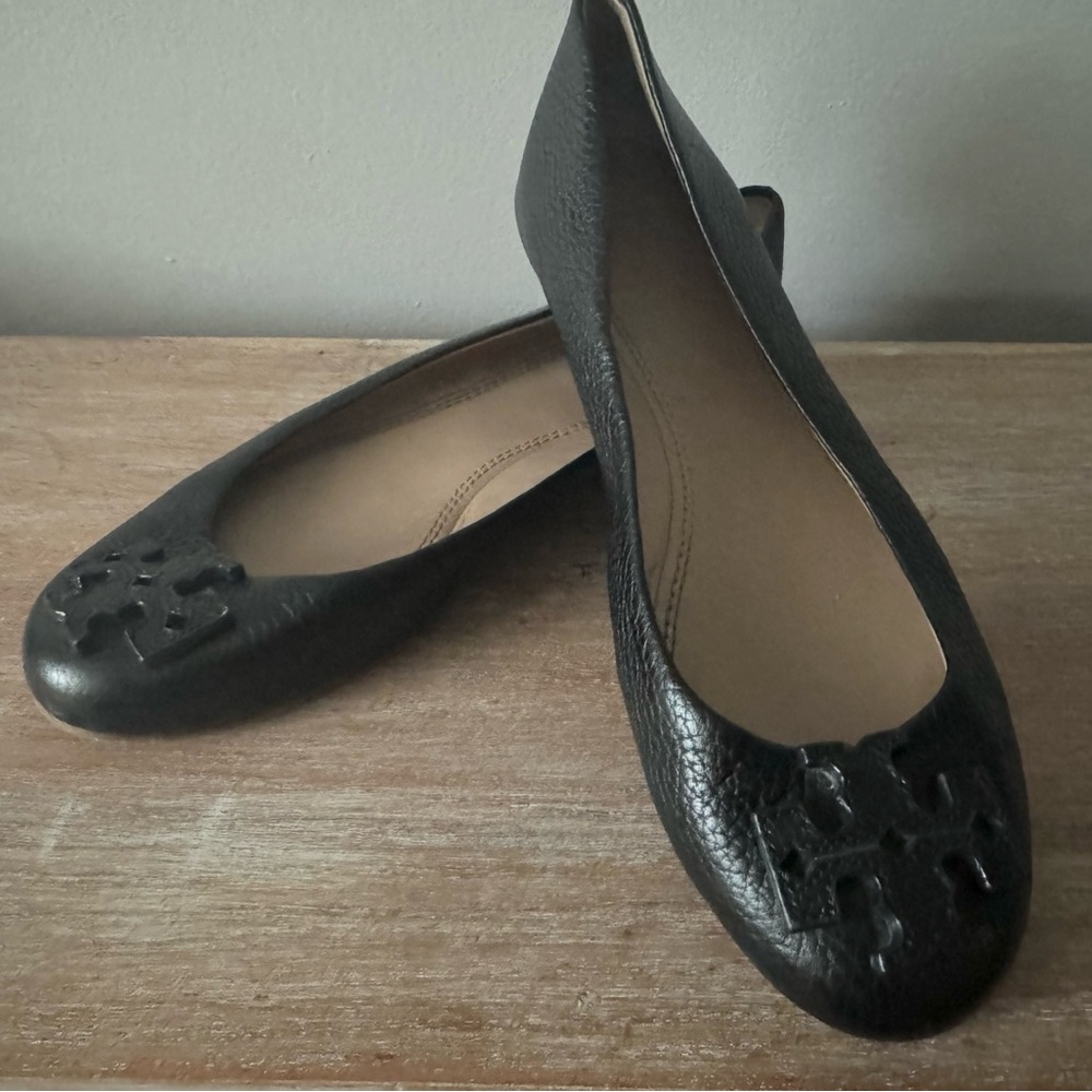 Tory Burch Black Leather Ballet Flats